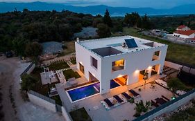 Luxury House Natanel